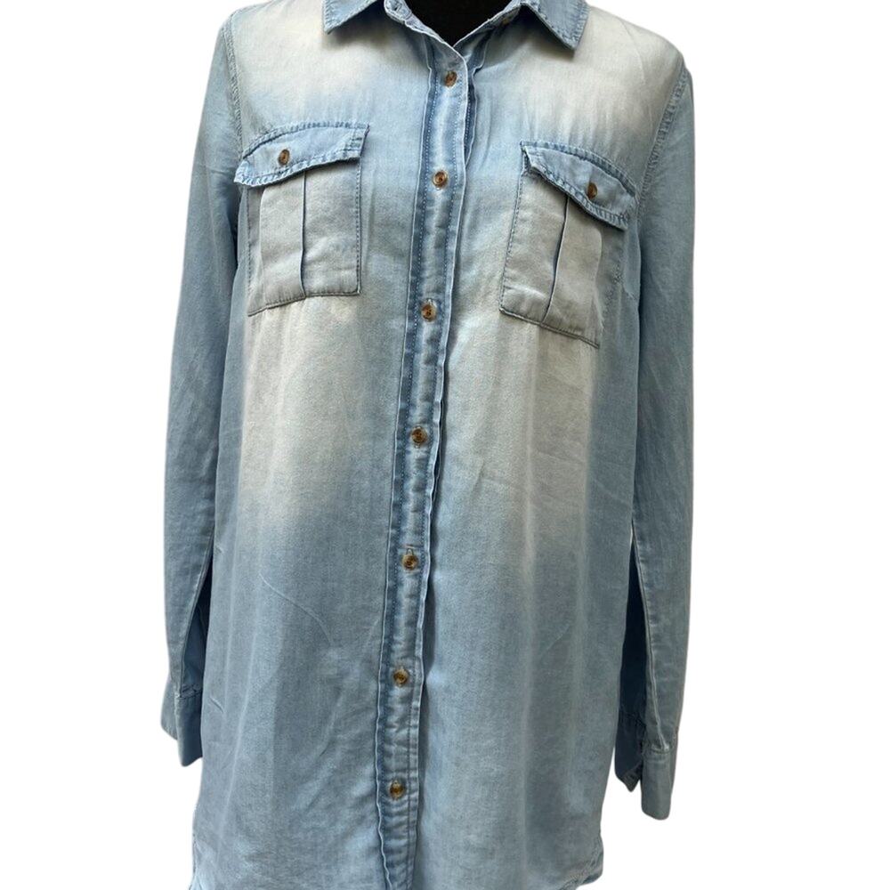 Long Sleeve Chambray Denim 2 Pocket Shirt Size S by Jade & Ivory